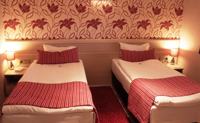 TWIN SUITE